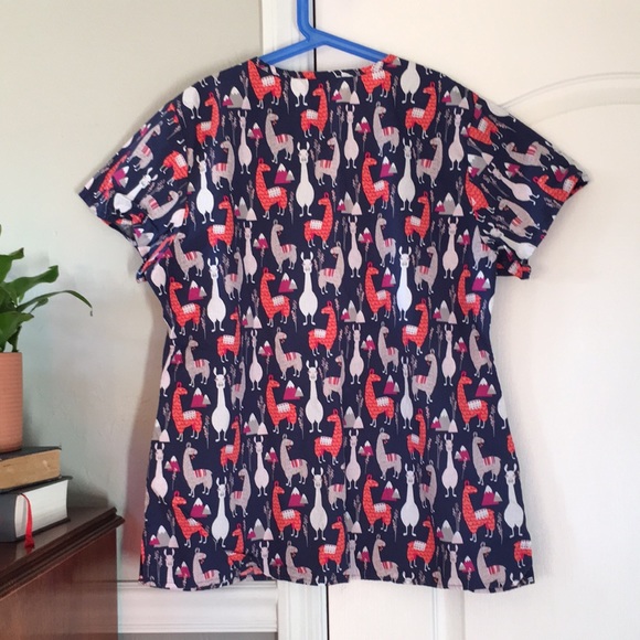 •Zoe + Chloe Nursing Llama Scrub Top• - Picture 4 of 4